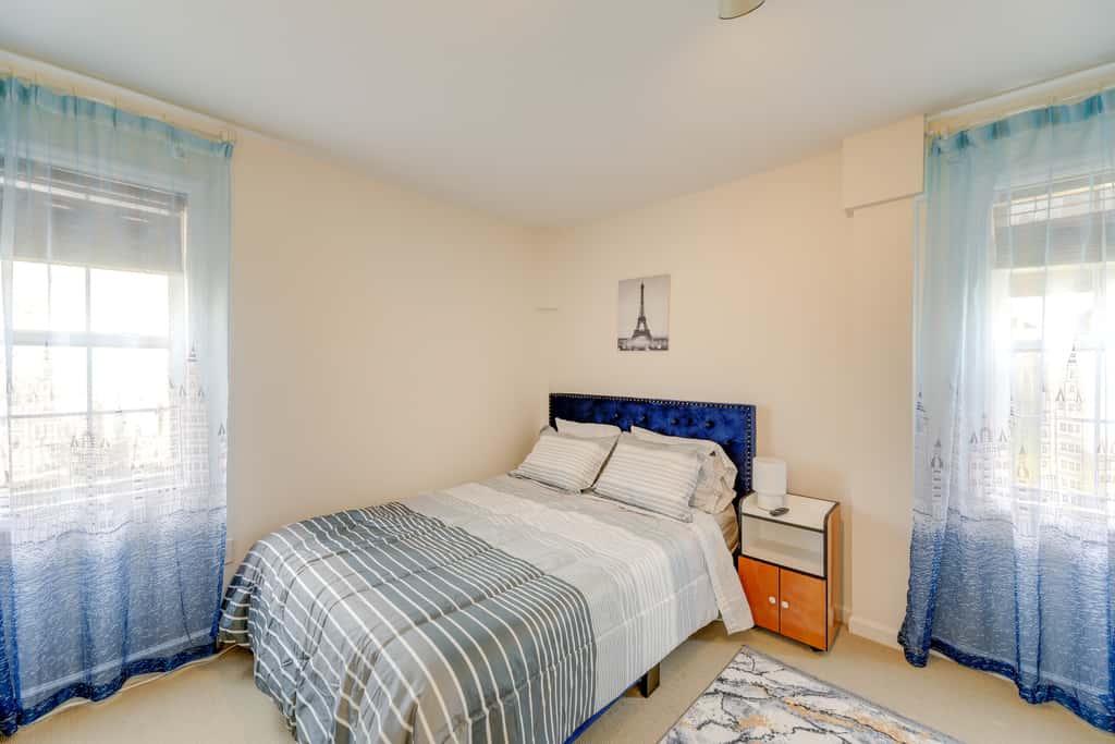Beach, Pier Access! Pet-Friendly Crystal Coast Gem