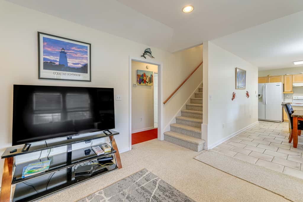 Beach, Pier Access! Pet-Friendly Crystal Coast Gem