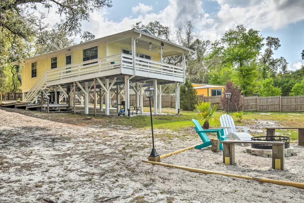 Hawthorne Hideaway w/ Waterfront Fire Pit!