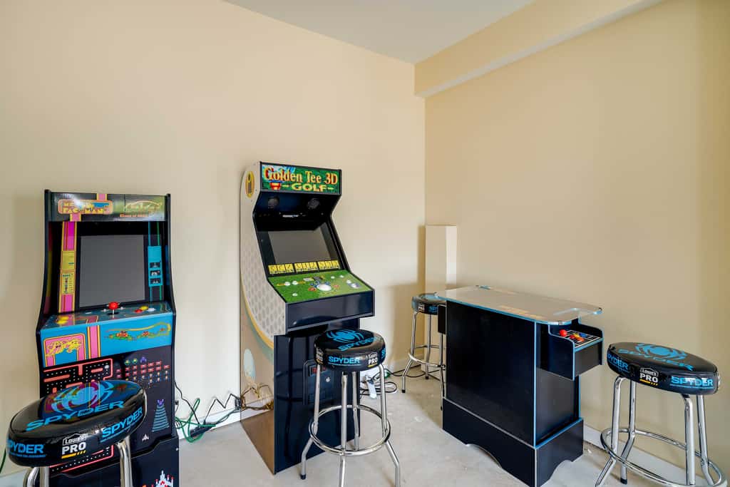 Corolla Vacation Rental w/ Pool, Walk to Beach!