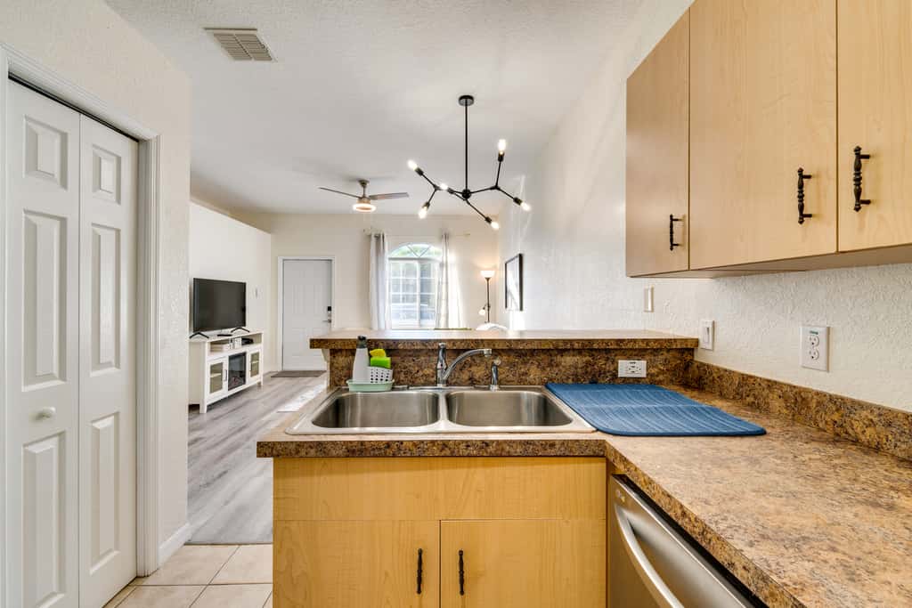 Community Pool: Family-Friendly Florida Condo!