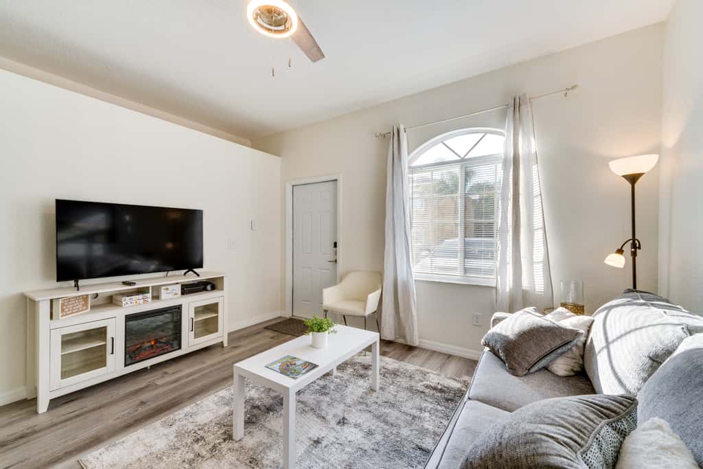 Community Pool: Family-Friendly Florida Condo!