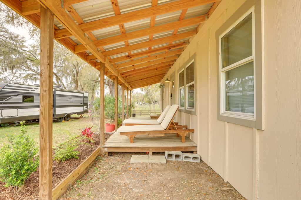 Cottage on 80-Acre Farm near WEC & Devil's Den