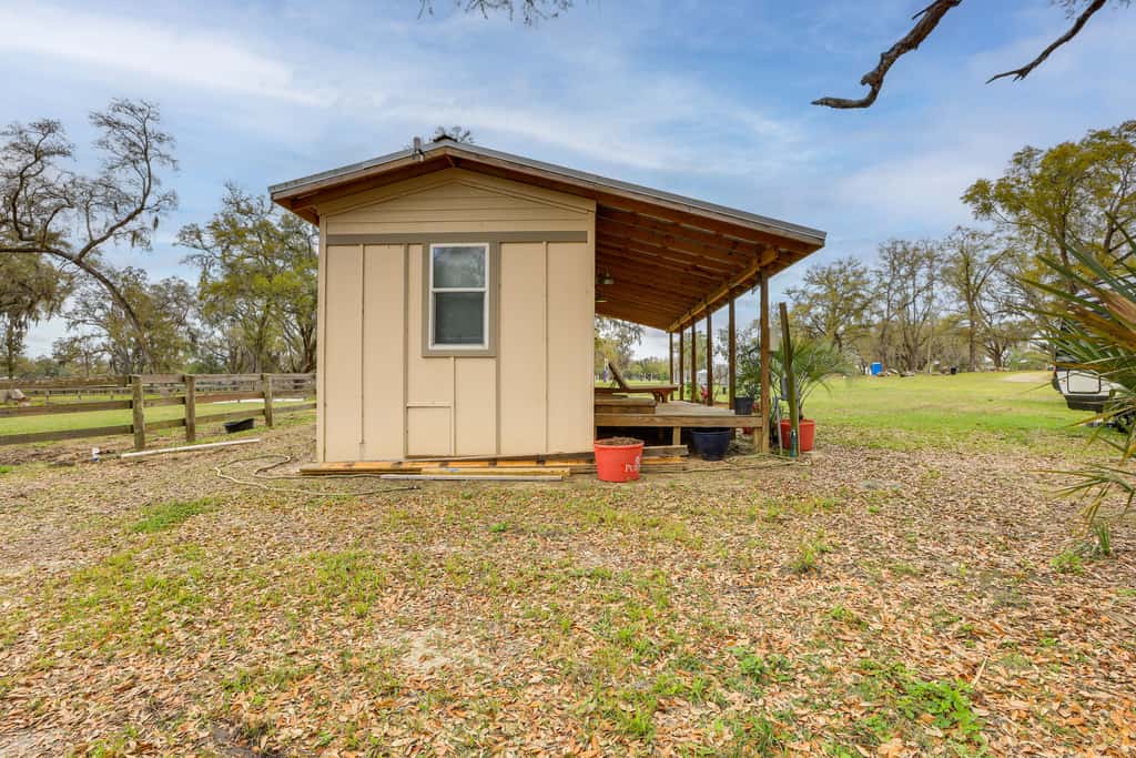 Cottage on 80-Acre Farm near WEC & Devil's Den