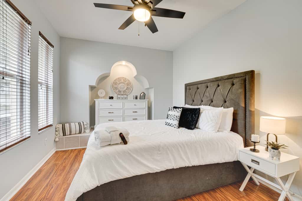 Game Room, Pool & Spa: Disney Area Getaway!