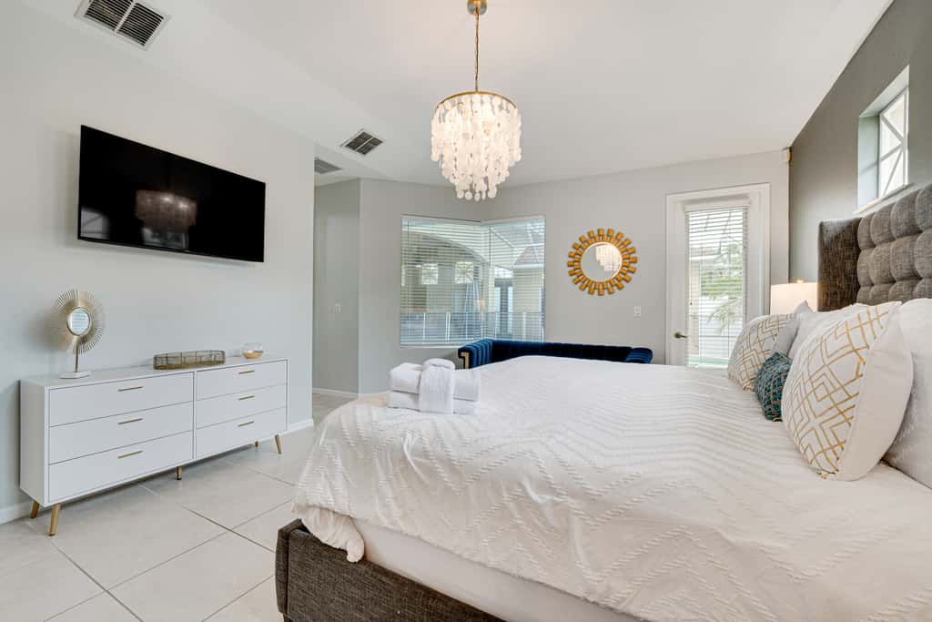 Game Room, Pool & Spa: Disney Area Getaway!