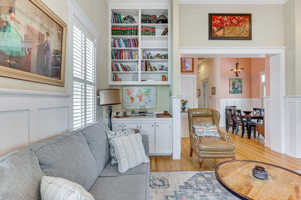 Charming Wilmington Cottage - Walk to Downtown!