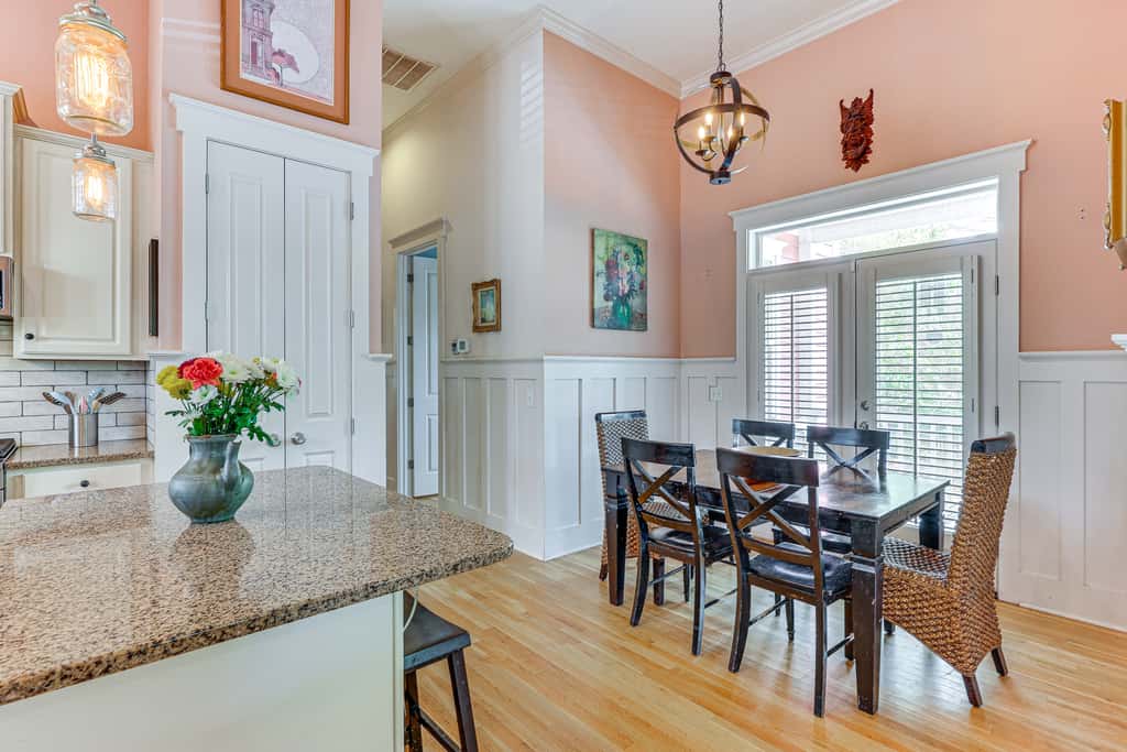 Charming Wilmington Cottage - Walk to Downtown!