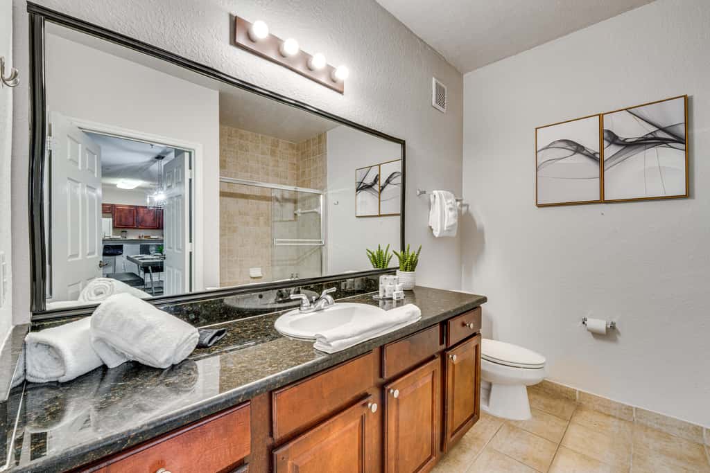 10 Mi to Disney! Resort Condo at ChampionsGate