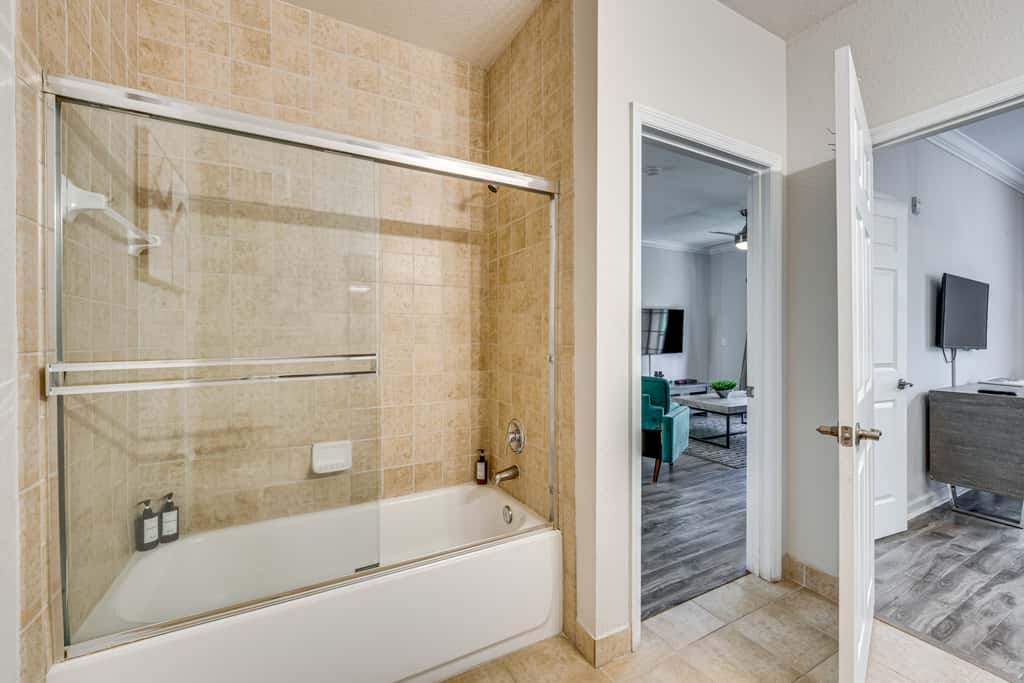 10 Mi to Disney! Resort Condo at ChampionsGate
