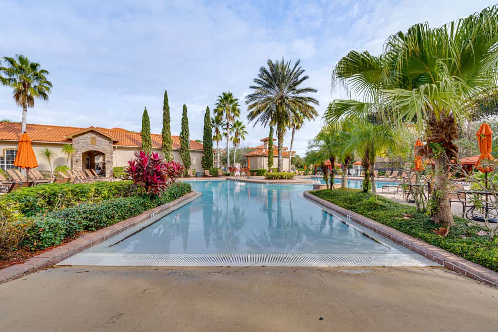 10 Mi to Disney! Resort Condo at ChampionsGate