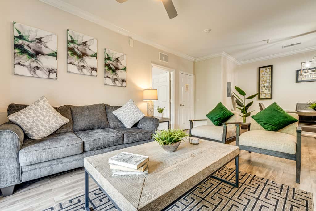 10 Mi to Disney! Resort Condo at ChampionsGate