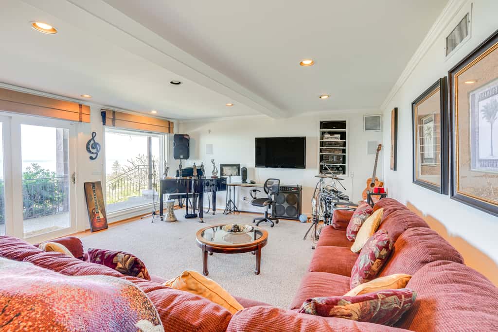 'Belle View' Laguna Beach Getaway w/ Patio