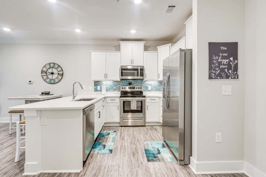 Gorgeous Calabash Condo w/ Balcony & Pool Access!