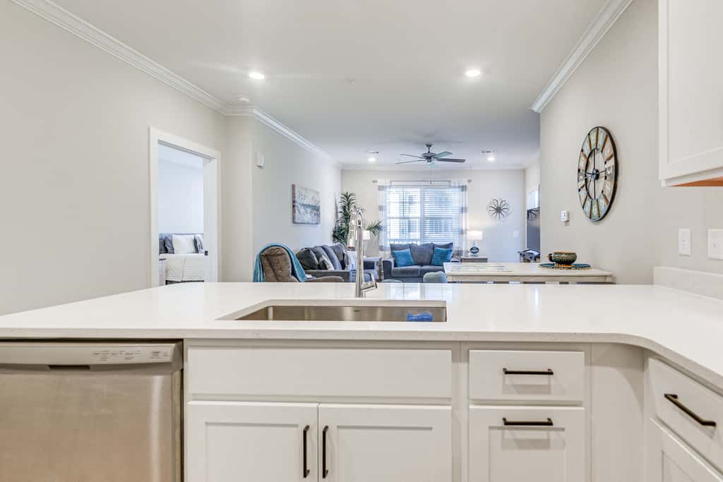 Gorgeous Calabash Condo w/ Balcony & Pool Access!