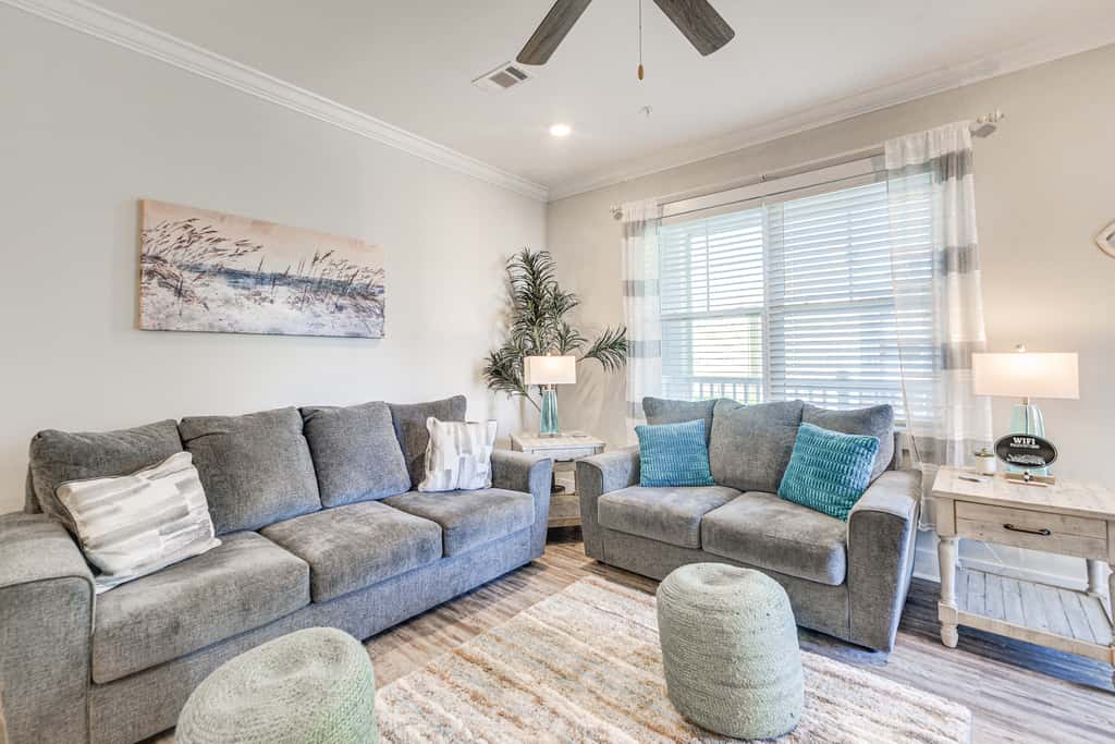 Gorgeous Calabash Condo w/ Balcony & Pool Access!