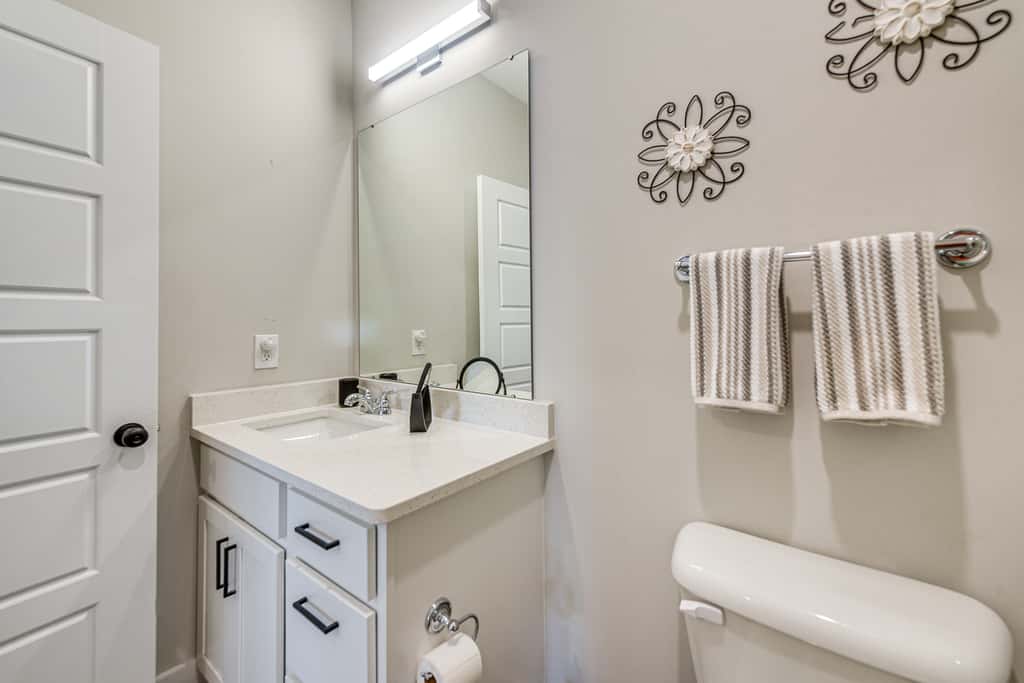 Gorgeous Calabash Condo w/ Balcony & Pool Access!
