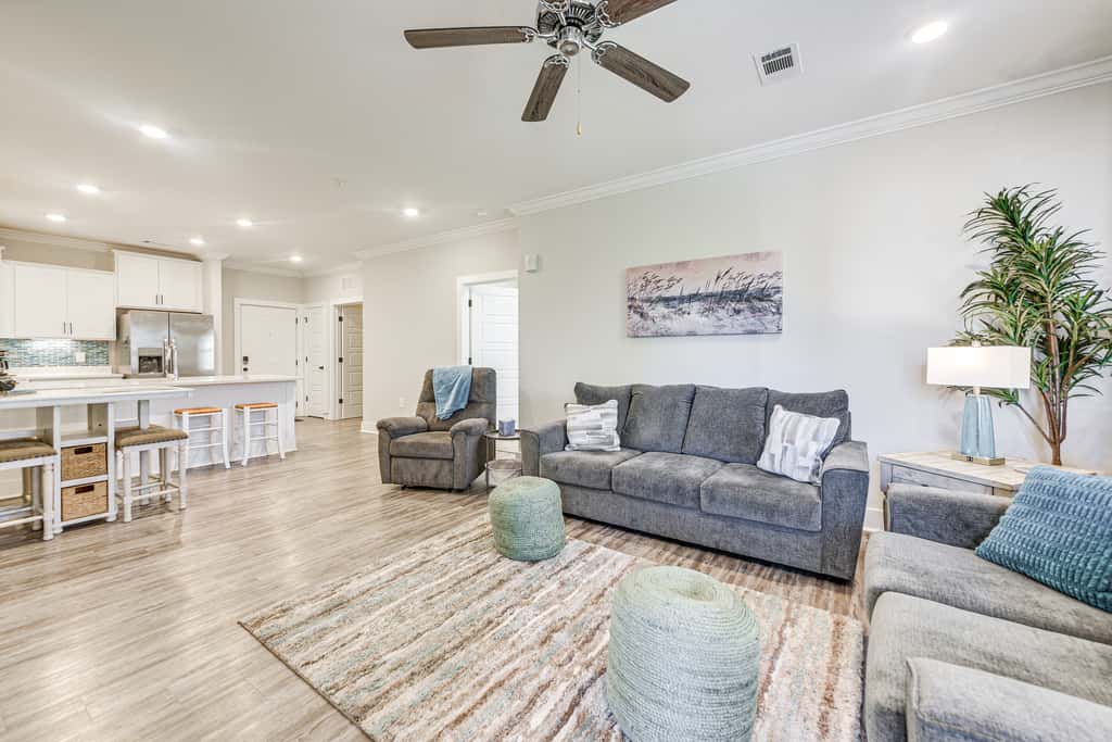 Gorgeous Calabash Condo w/ Balcony & Pool Access!