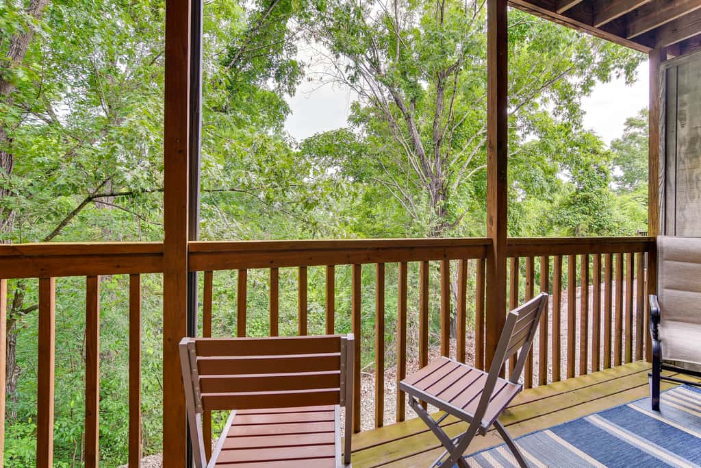 Hike & Leaf Peep! Condo 2 Mi to Silver Dollar City
