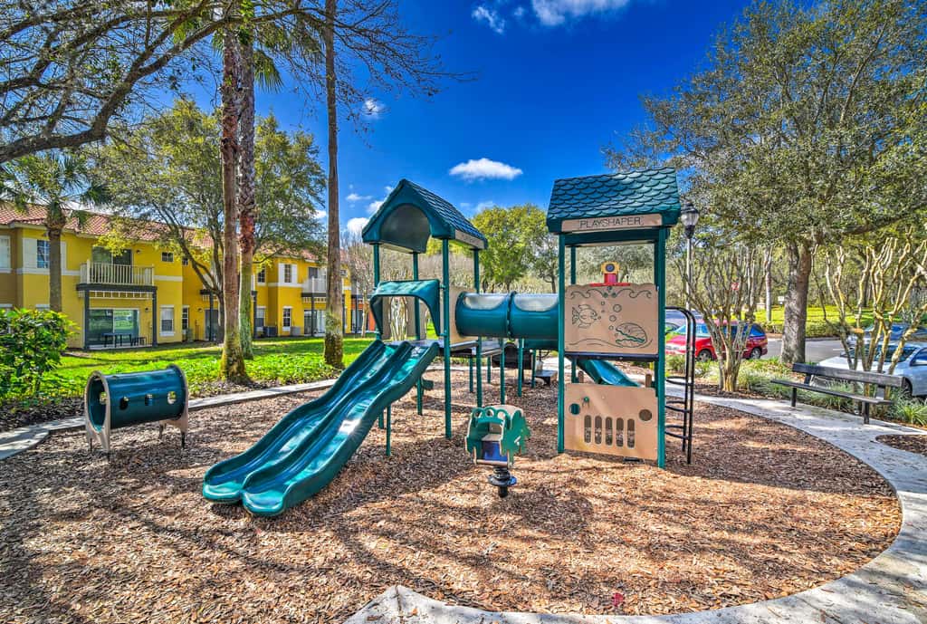 5 Mi to Disney: Family-Friendly Kissimmee Retreat!