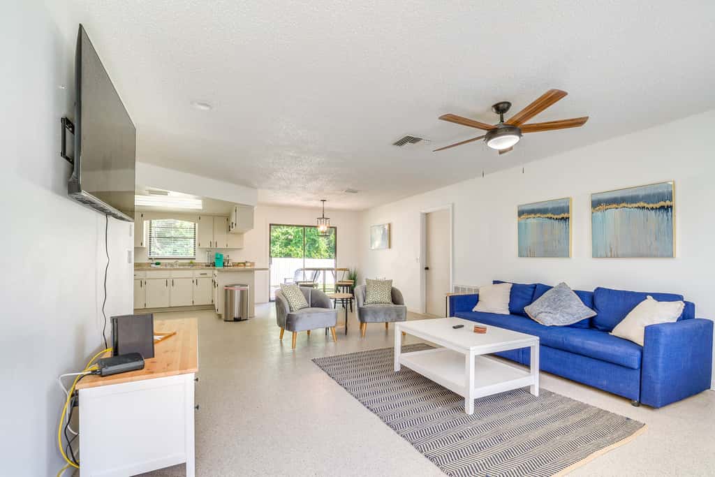 2 Mi to State Parks! Crystal River Home w/ Yard