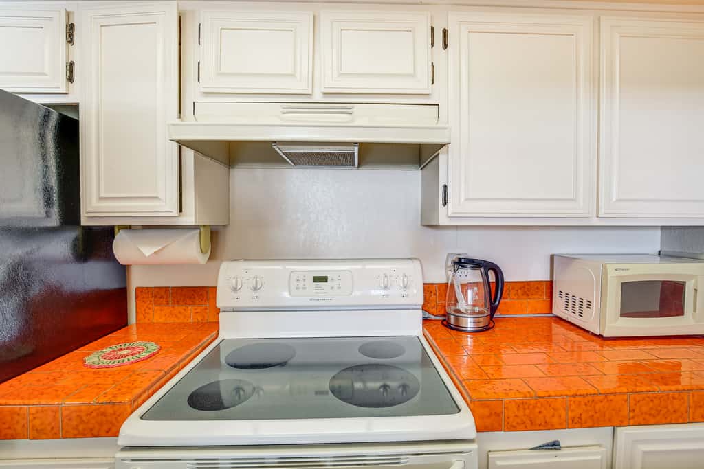 3 Mi to Dtwn Palm Springs: Condo w/ Pool Access!