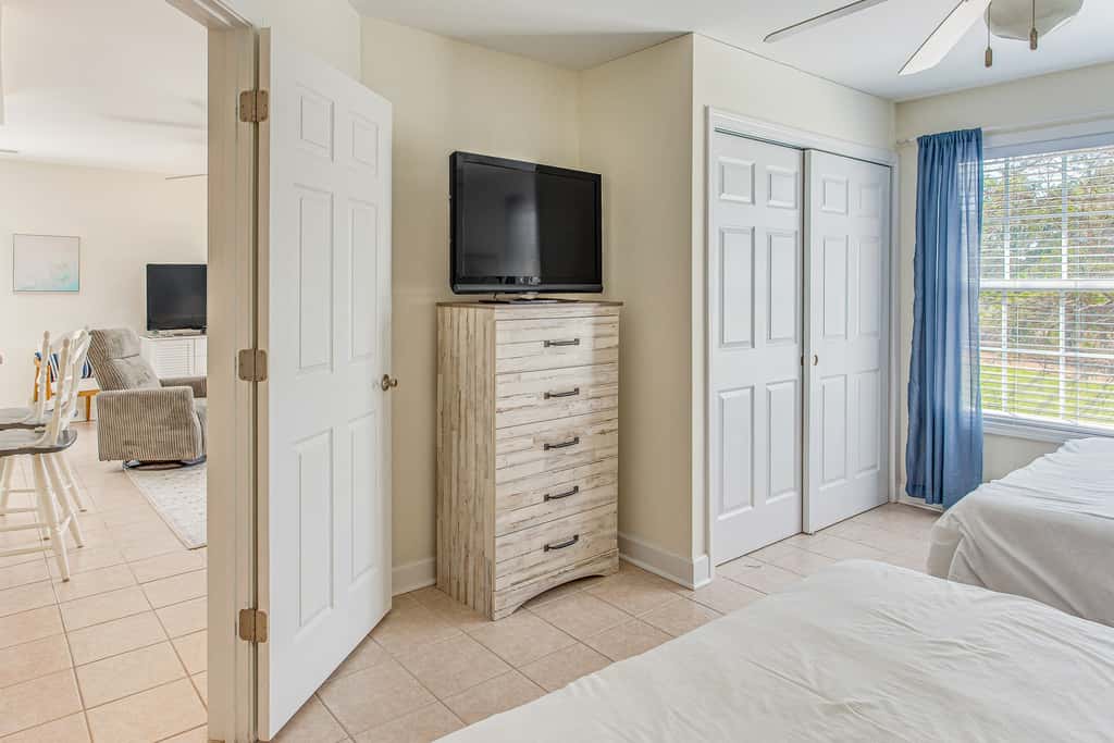 Dog-Friendly Condo w/ Resort Perks in Calabash!