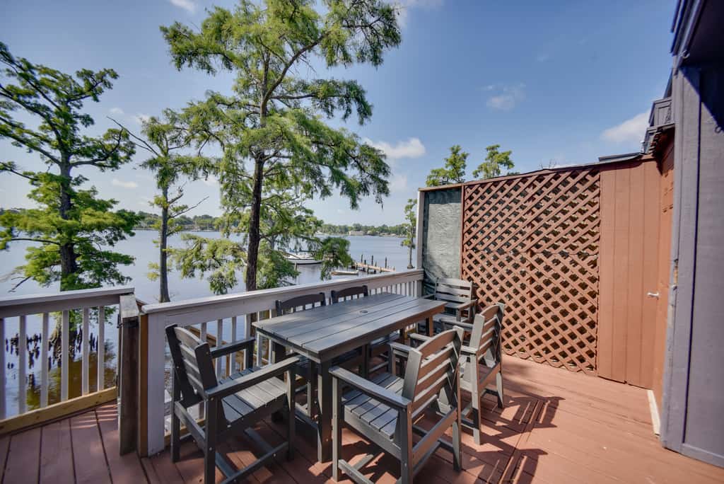 Boat & Fish: Waterfront Gem on Pasquotank River!