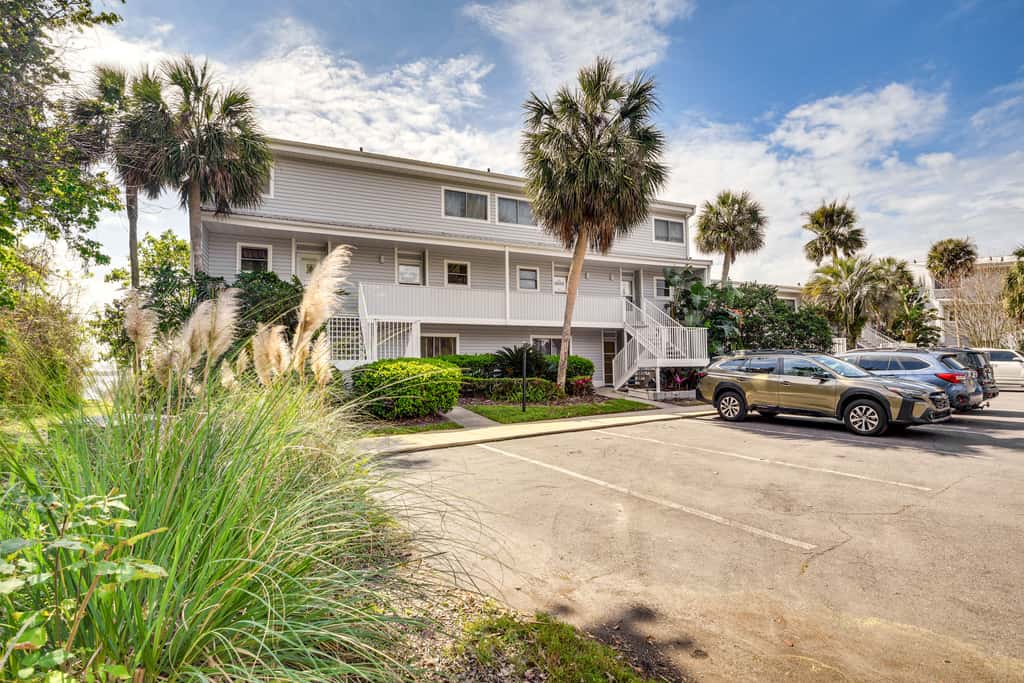 Condo on St Johns River w/ Boat Dock Access!