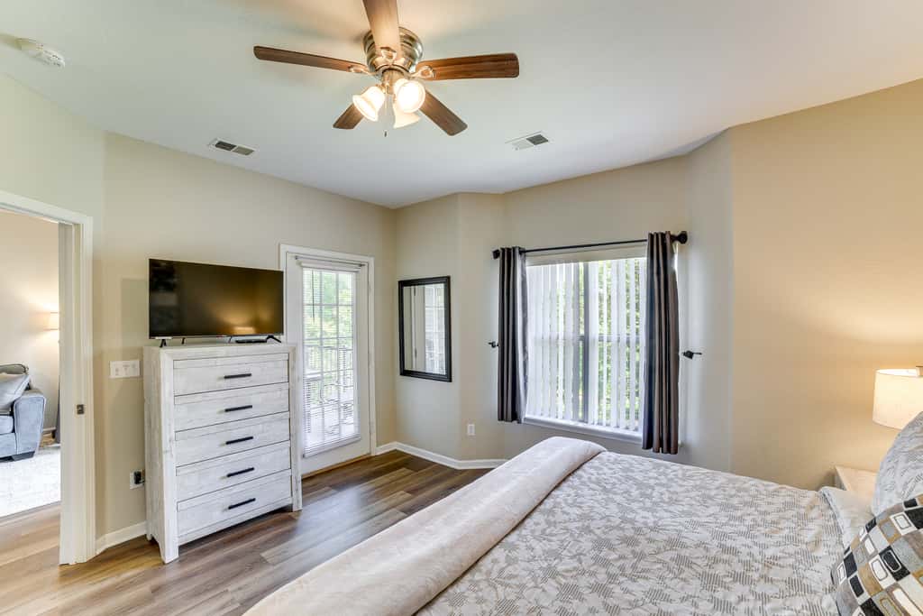 Game & Movie Rooms! Unit 4 Mi to Branson Landing