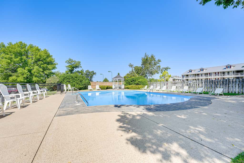 Game & Movie Rooms! Unit 4 Mi to Branson Landing