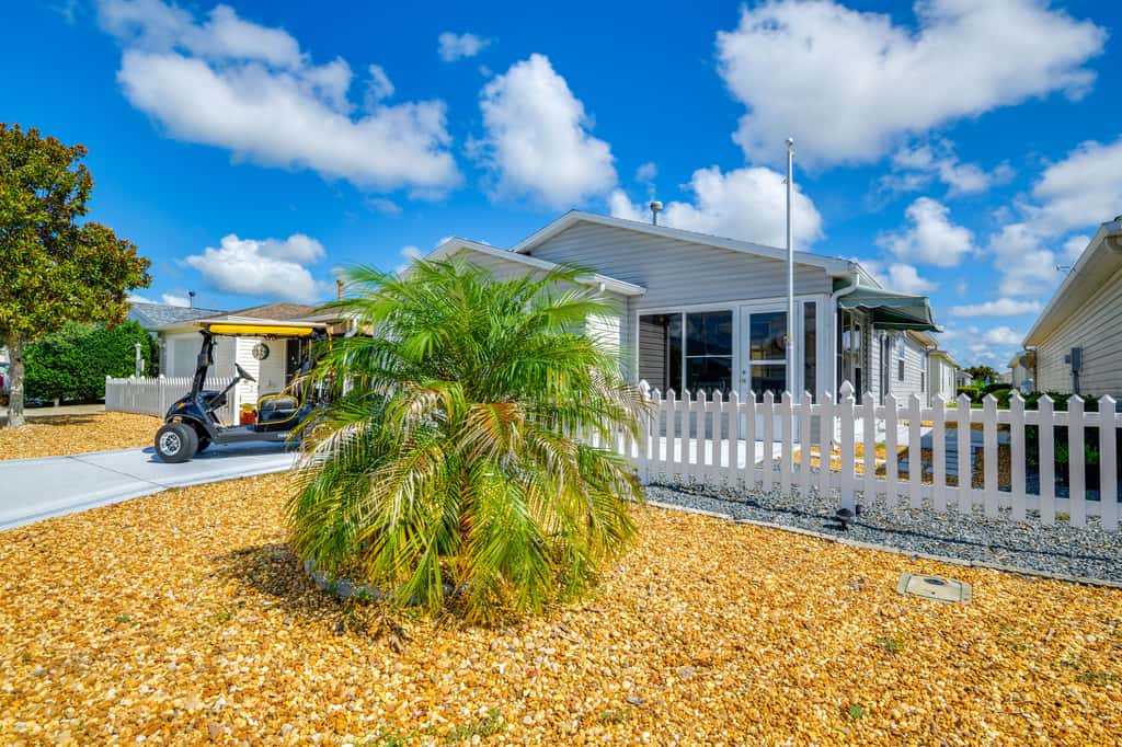 4 Mi to Lake Sumter Landing: Home in The Villages