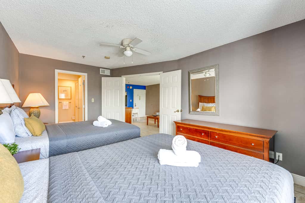 2 Mi to Disney: Resort Condo w/ Pool Access