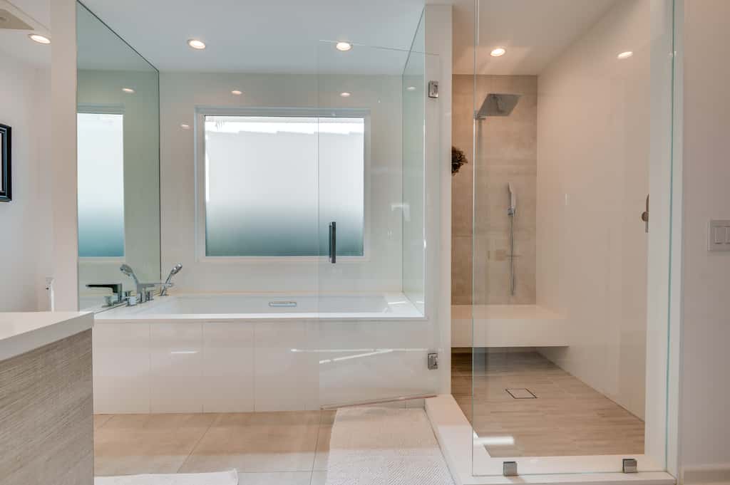 1 Block to Melrose Ave! Bright Home w/ Pool