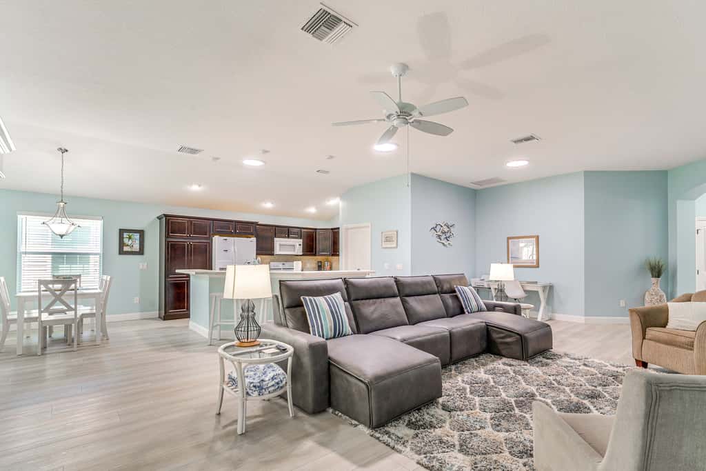 Golf Cart & Pool Access: The Villages Home!