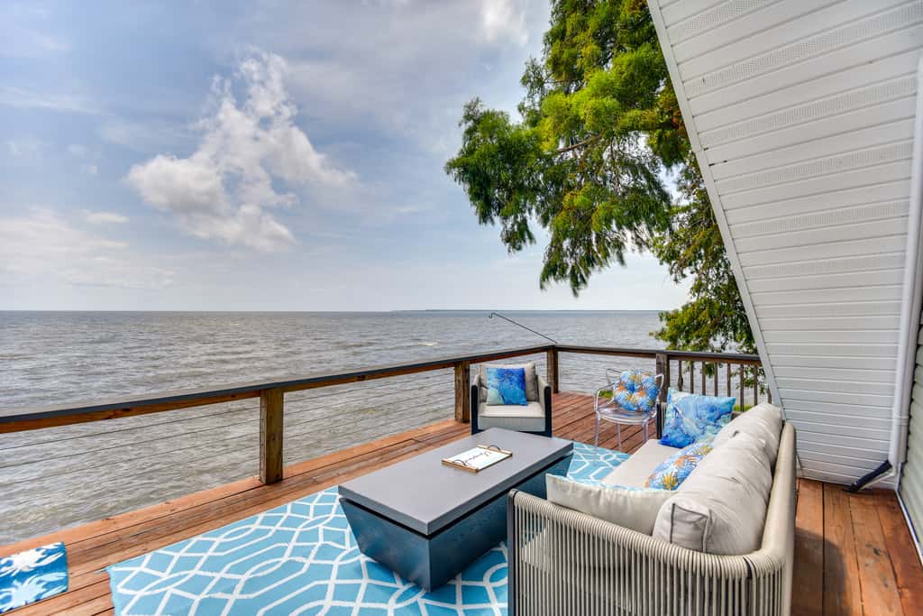 Cabin on Albemarle Sound w/ Dock & 2 Kayaks