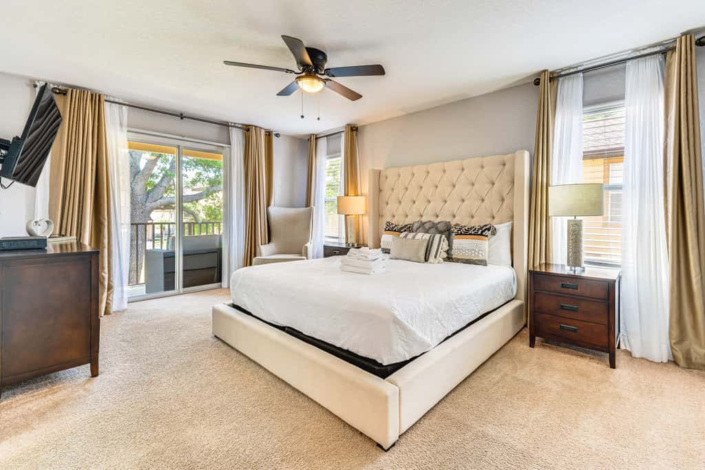 9 Mi to WDW: Townhouse w/ Balcony in Davenport!