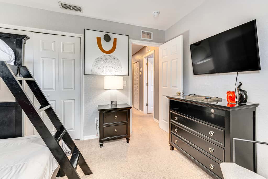 9 Mi to WDW: Townhouse w/ Balcony in Davenport!