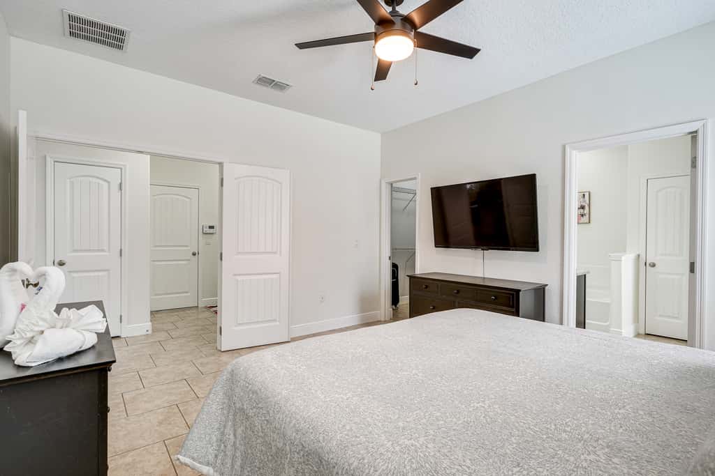 10 Mi to WDW: Family Home w/ Game Room & Pool!