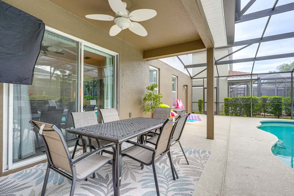 10 Mi to WDW: Family Home w/ Game Room & Pool!
