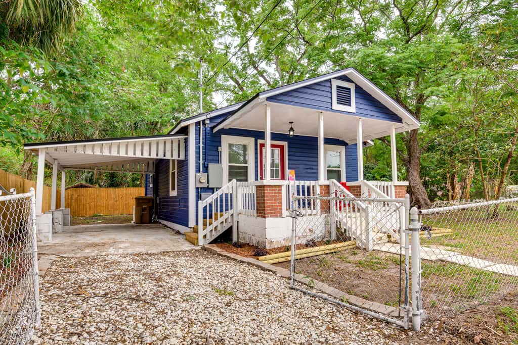 1 Mi to Ocala Dtwn Square: Home w/ Yard!
