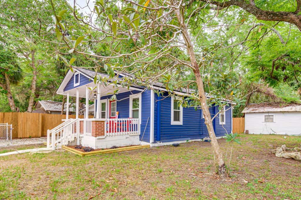 1 Mi to Ocala Dtwn Square: Home w/ Yard!