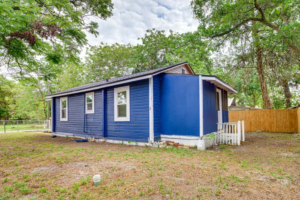 1 Mi to Ocala Dtwn Square: Home w/ Yard!
