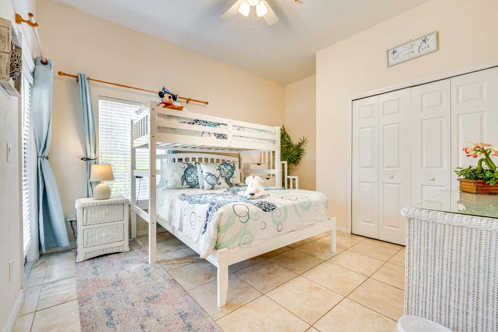 Ground Floor! 8 Mi to Disney! 4 Pools, 6 Hot Tubs
