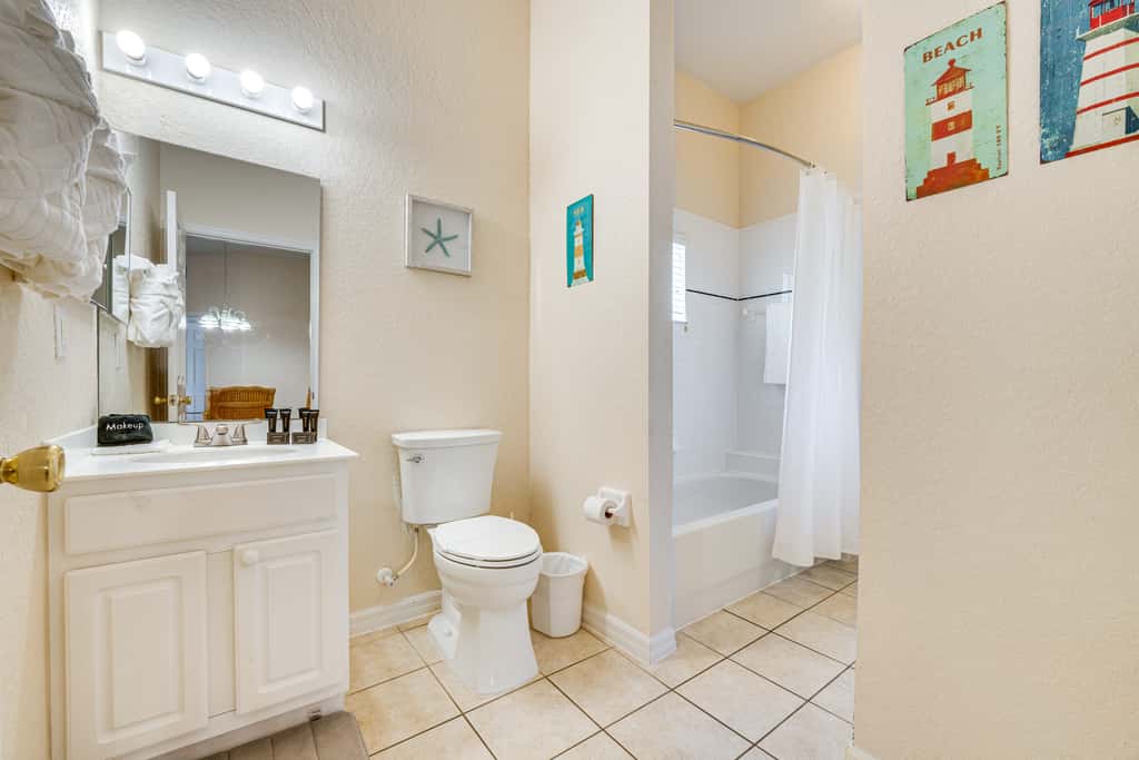 Ground Floor! 8 Mi to Disney! 4 Pools, 6 Hot Tubs