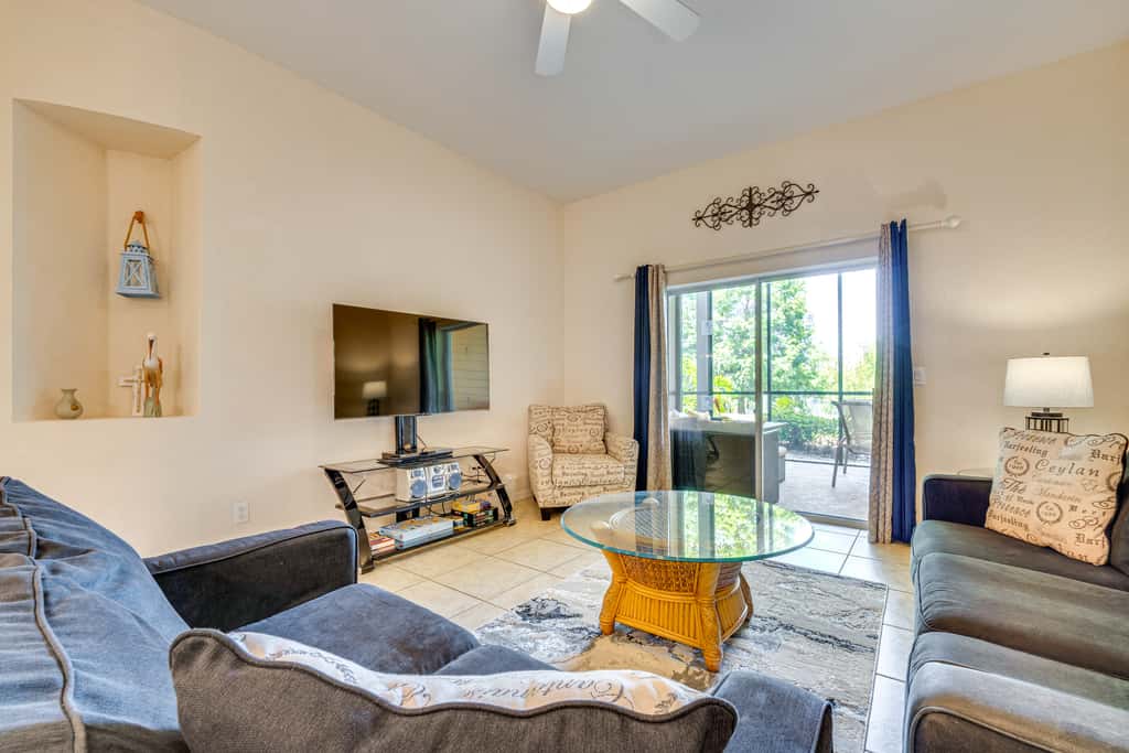 Ground Floor! 8 Mi to Disney! 4 Pools, 6 Hot Tubs