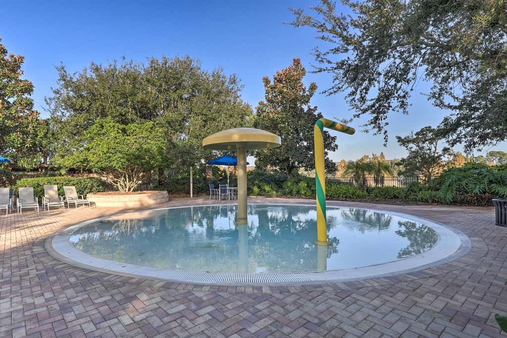 Ground Floor! 8 Mi to Disney! 4 Pools, 6 Hot Tubs