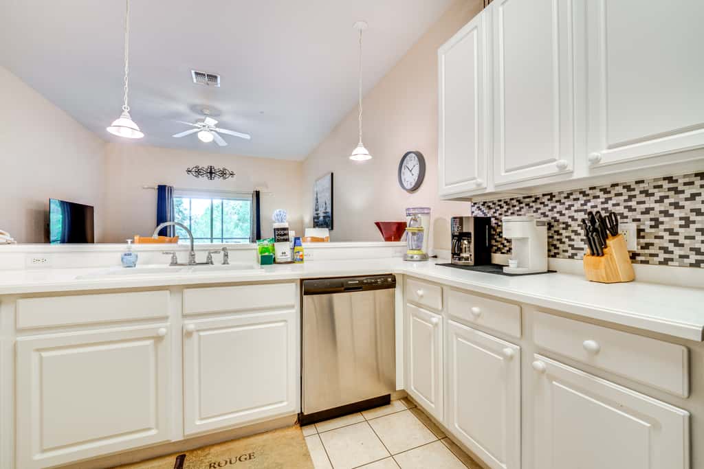 Ground Floor! 8 Mi to Disney! 4 Pools, 6 Hot Tubs