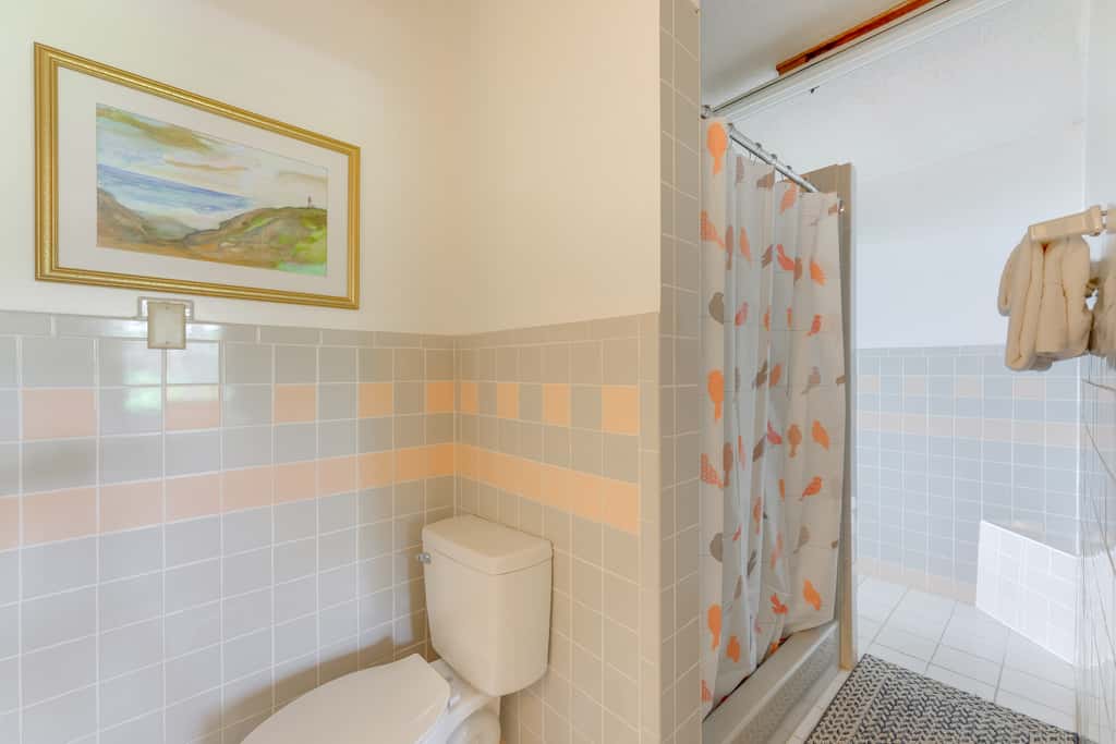 Family Home w/ Stunning Water Views in Tavares!