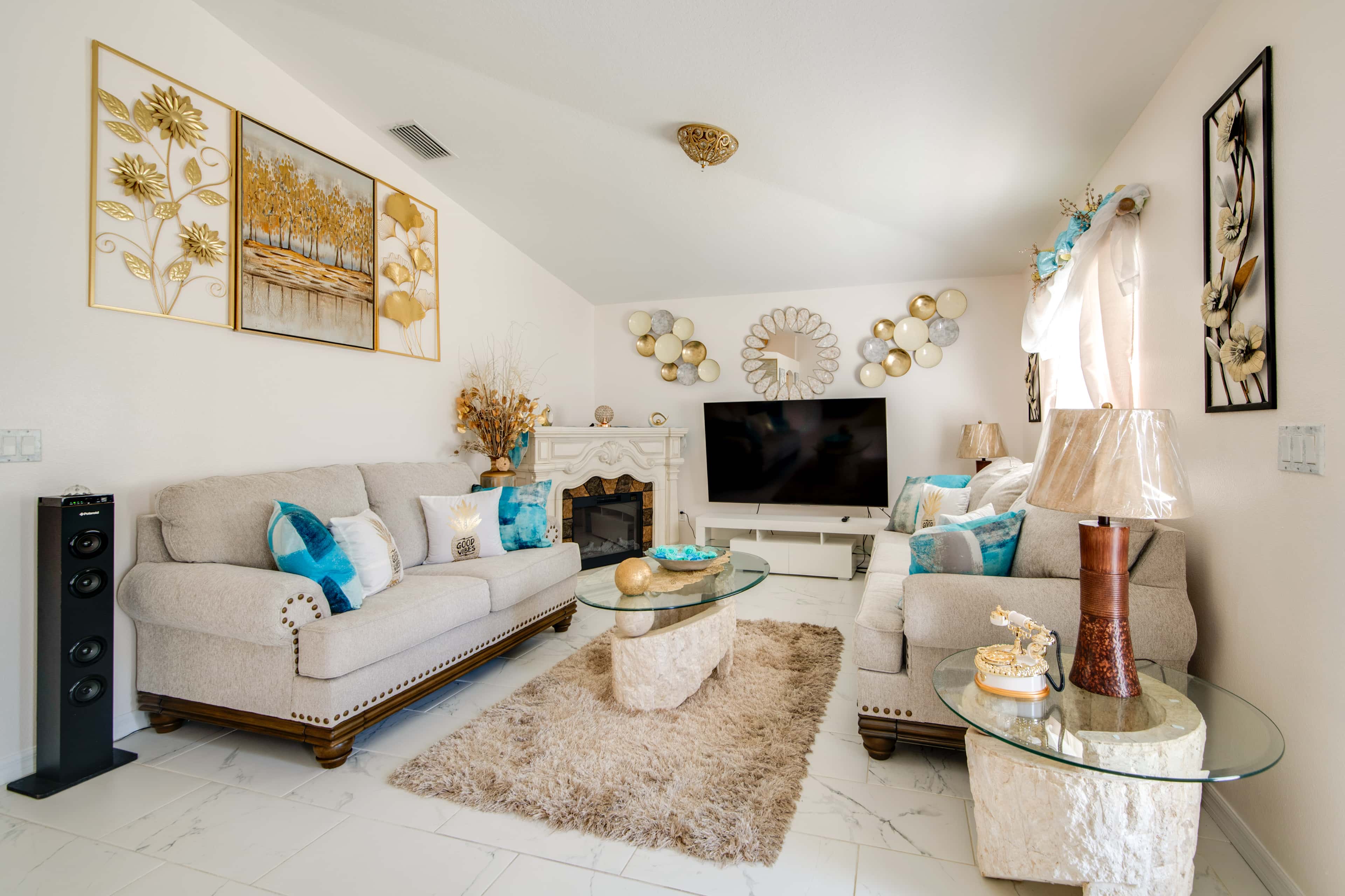 Beautiful, Immaculate & Cozy Home in Nice Neighbor